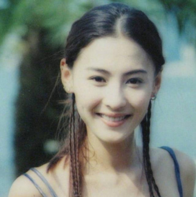 李泰民|19岁的张柏芝遇到颜值巅峰的刘亦菲比美，原来她12岁就惊艳了人生