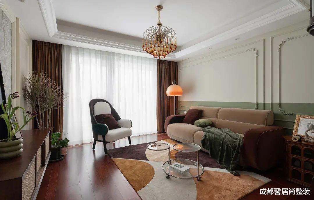 现代古典|岁月鎏金,时尚与复古撞了个满怀!