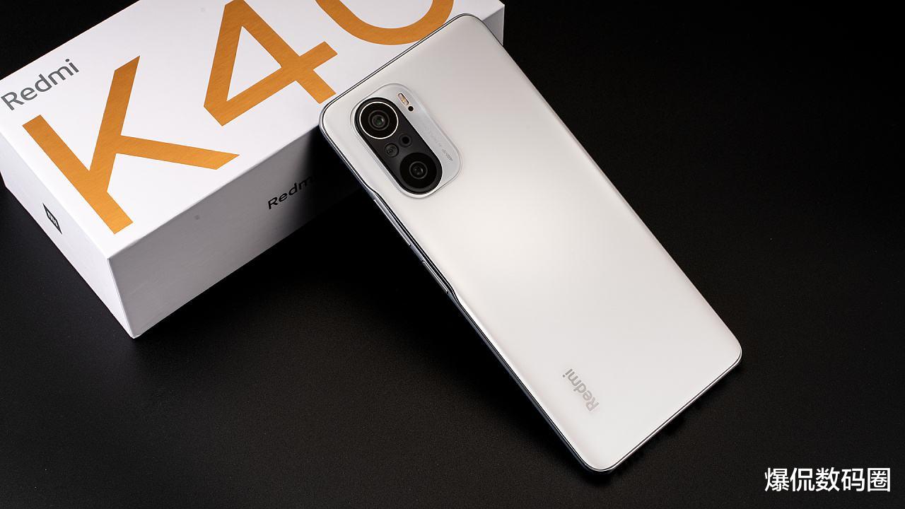 红米手机|都知道红米手机性价比高，但也不要随便乱买，这4款才最值得入手