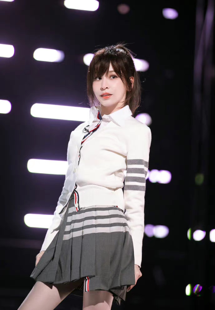 王心凌|王心凌断层第一引争议——她的粉丝只是老了，又不是死了！