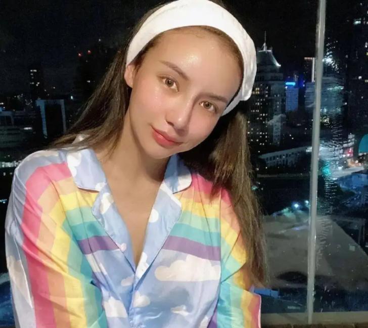 何猷君|何猷君前任承认婚变!结婚2个月就吵架分居,曾被穷小子前夫利用