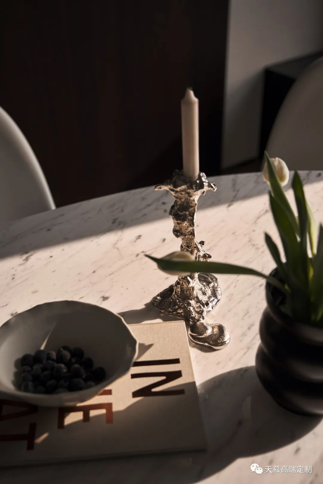 87㎡极简定制,单身的她为自己打造最舒适的居所