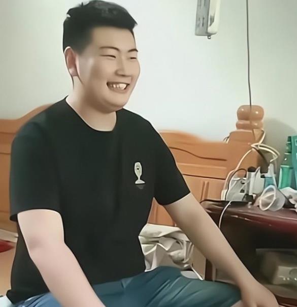 陈萌|离婚一年后,才看出朱小伟和陈亚楠不是一路人,网友:心疼亚楠