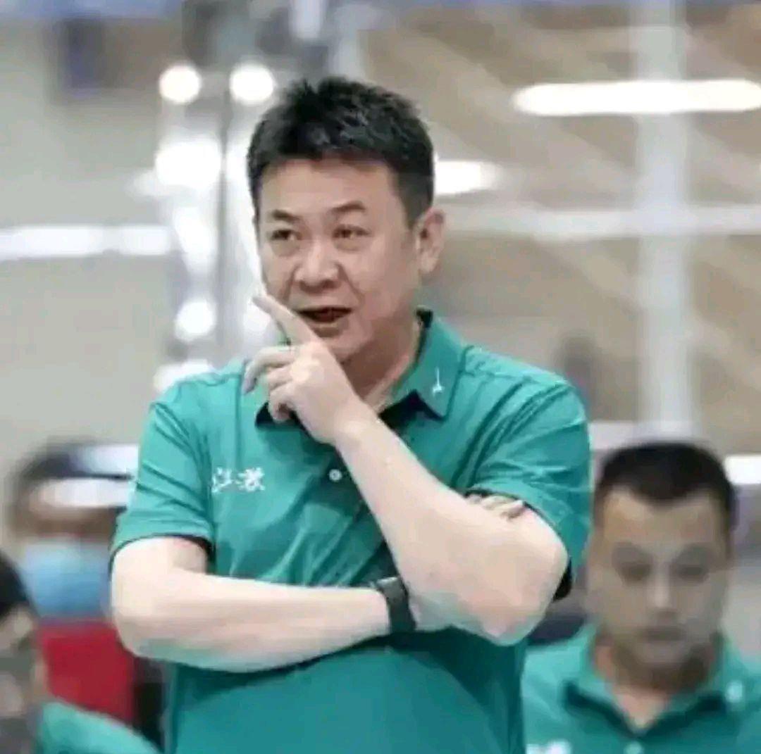 蔡斌|中国女排选主帅，为什么大多数人认为蔡斌更合适