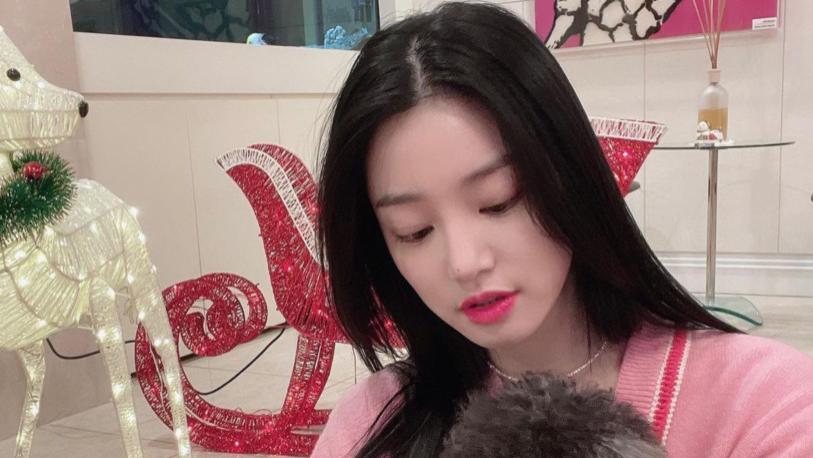 李侑菲|童颜女神李侑菲，和李准基演情侣，还和金希澈关系亲近！