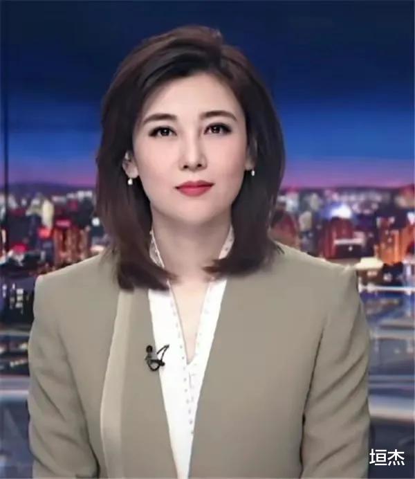 主持人|央视美女主持人李红：14岁辍学，18岁差点嫁人，今44岁风采依旧
