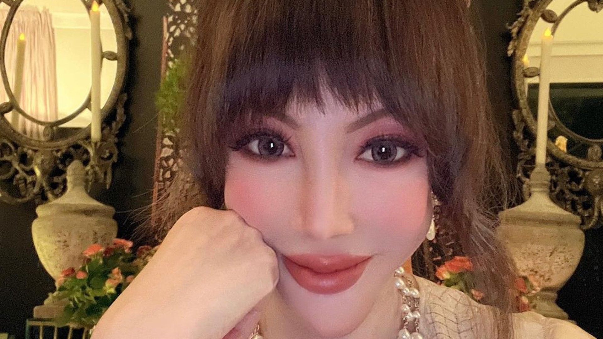 薛芷伦|港姐钱慧仪离婚，前妯娌薛芷伦称女人要独立，晒在过亿豪宅生活照