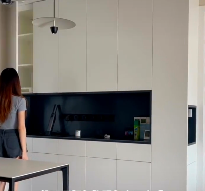 极简风格的跳色,你知道如何做吗?这里告诉你!