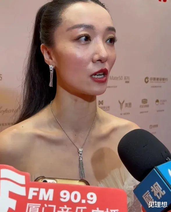 明星|金鸡奖众星怼脸采访!死亡角度明星都扛不住