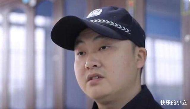 19年一男子14年入狱6次,狱警发觉其身份异常,调查档案后潸然泪下
