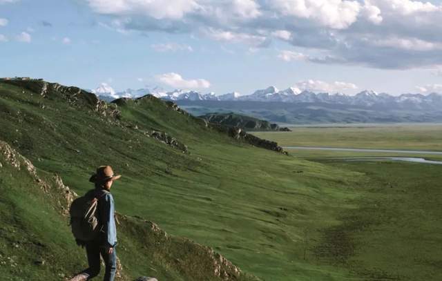 乔羽|三夫户外起大早，牧高笛挪客赶晚集