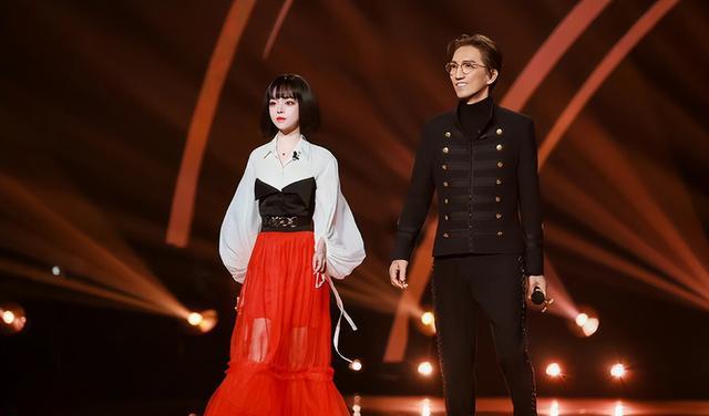 杨丞琳|《我们的歌》第八期歌单：小刚经典再现，A组分组没创意B组略用心