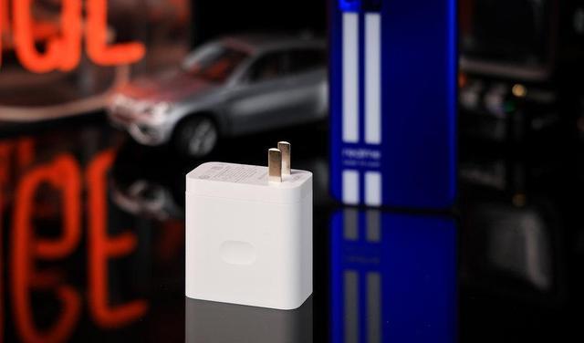 realme|降950元,12G+512G大存储+150W快充旗舰,机会等到了