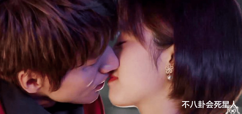 陆毅|40多岁还在演偶像剧,这5位男星太自信,和女主站在一起像父女