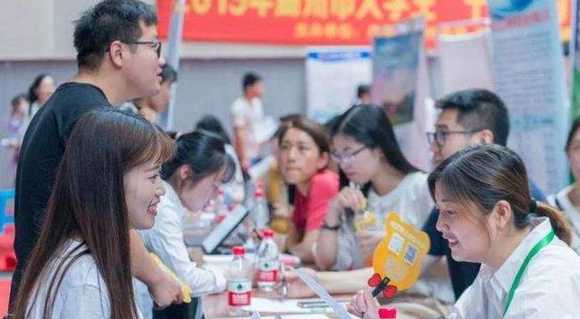 生肖|“校招”跟“社招”有啥差距?经历过才明白两者差距,别弄混了!