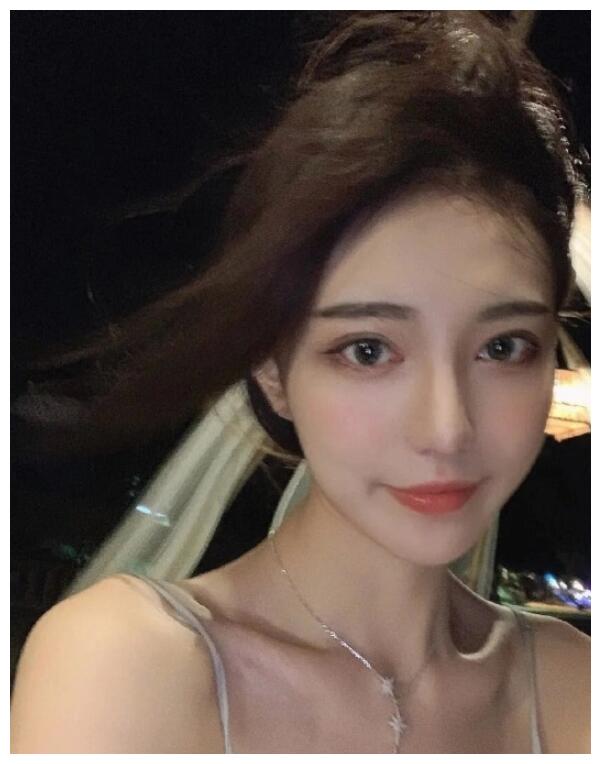 富二代|“女海王”项思醒的混乱情史，同时玩弄5个男人，不愧是高端玩家