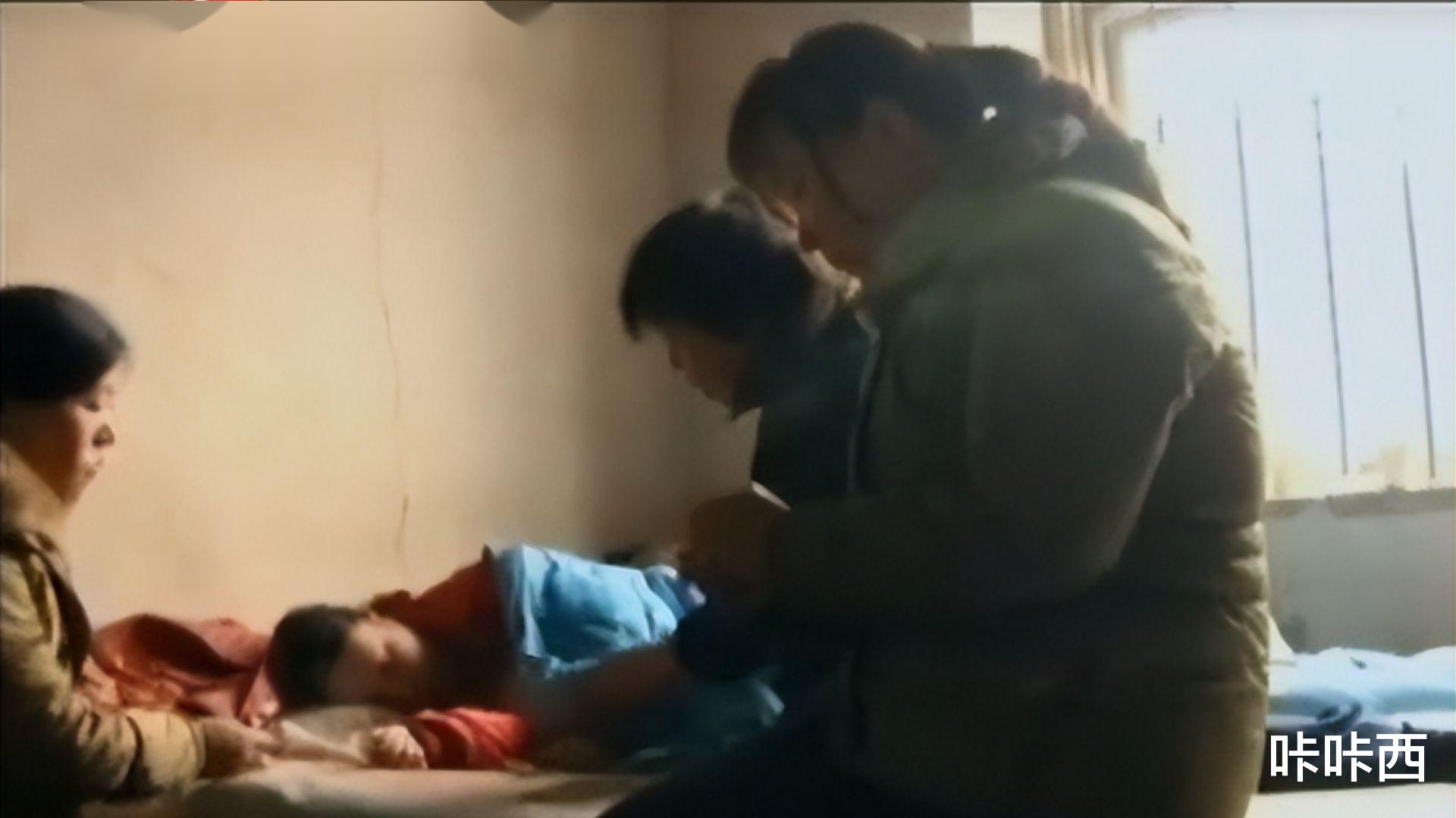 河北女“巨婴”吴桂英:装瘫痪在床上躺了二十年,被监控揭开真相