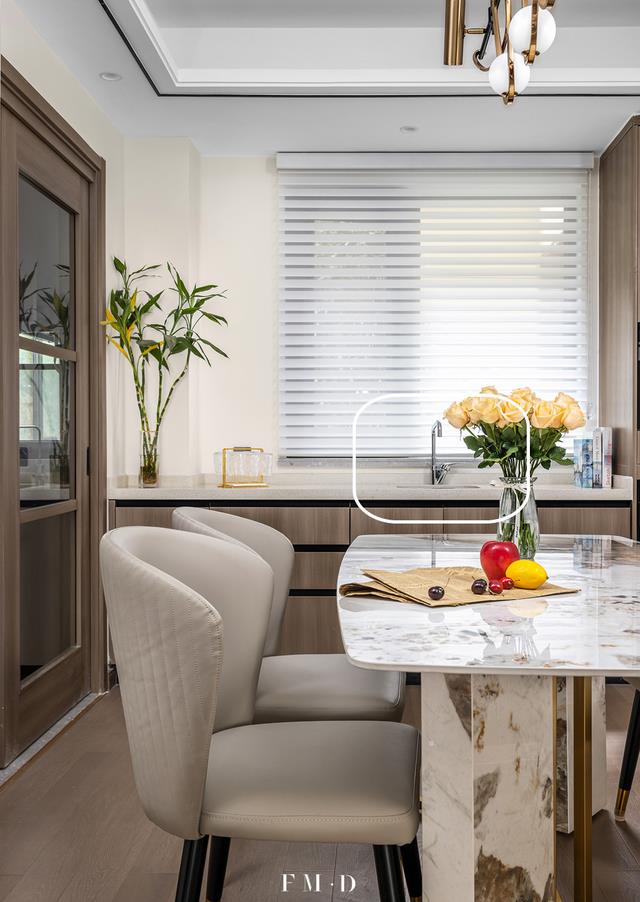 “中空”样式的餐边柜已经淘汰,这6种餐边柜设计才是今年最火!