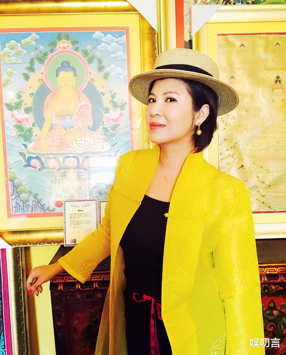 小娘惹|著名歌手杭天琪：凭《黄土高坡》大火，再婚后为小丈夫高龄生子