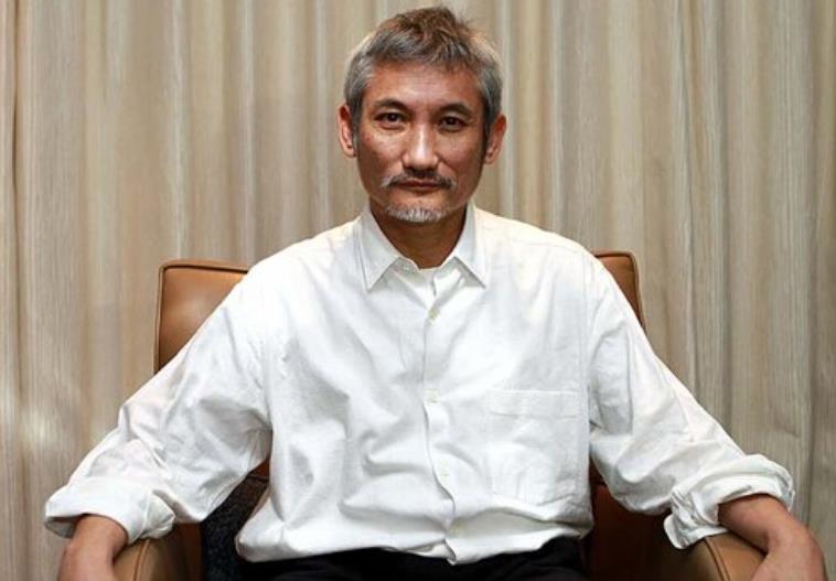 徐克|付出34年将丈夫捧红，却输给小30岁助理，如今她的“报复”大快人心