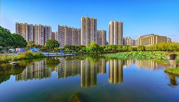 |160平米住房,总价580万,挂牌两年多,至今还挂起