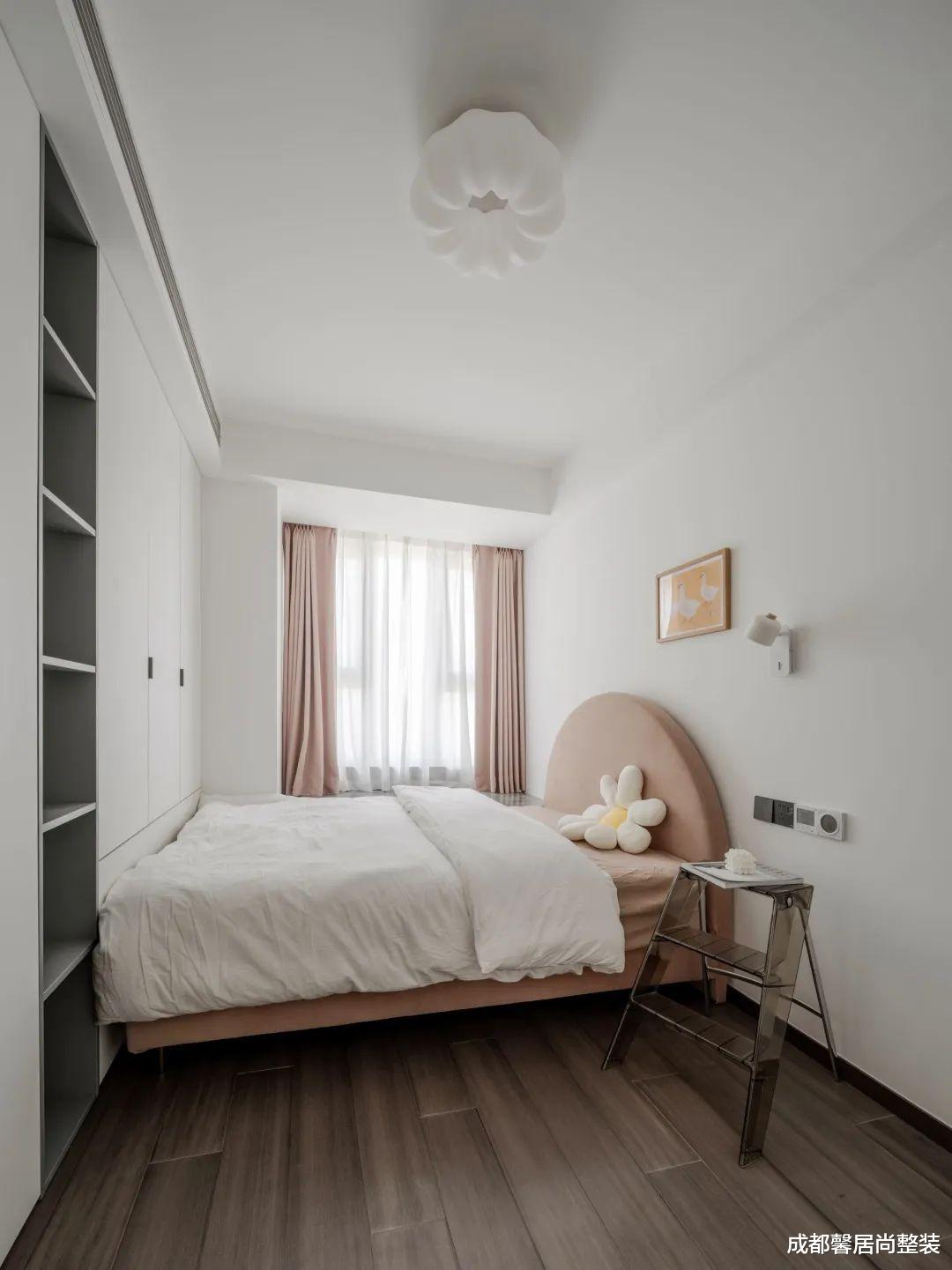 90后小夫妻花17万装修的现代简约风，130平四居室太赞了