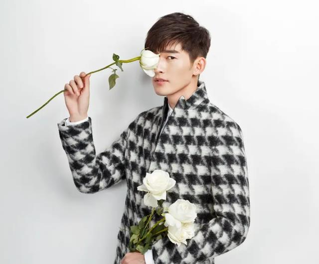 张翰|张翰娜扎分手分手原因曝光，疑似二人感情观念不合，网友：没意思