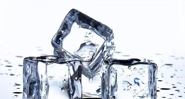7号冰是什么物质？一块7号冰真的能让地球上的海洋全部冻结吗？