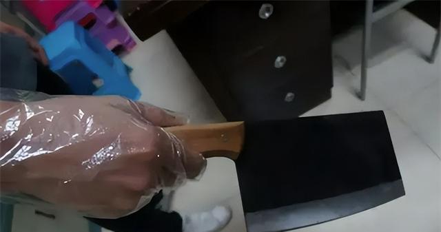 2012年,湖南一女护工与男患者同居,事后发现怀孕,最终引发血案