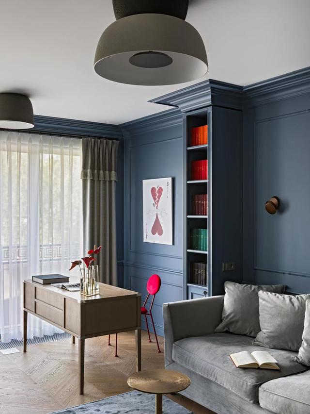 28岁女建筑师,独住127平大房子,一个人的家庭画廊,看着好享受