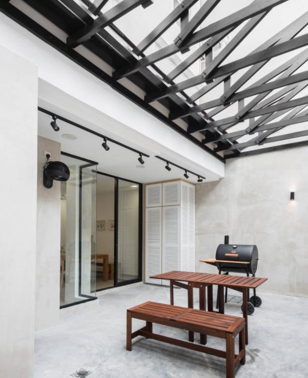 买下285㎡两层别墅,拒绝父母奢华装修提议,很满意干净清爽的家