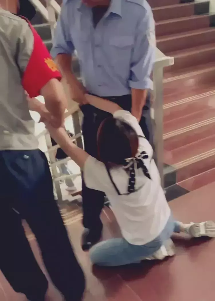 大三女生插足老师婚姻,聊天记录辣眼,原配:你很厉害,声音很大