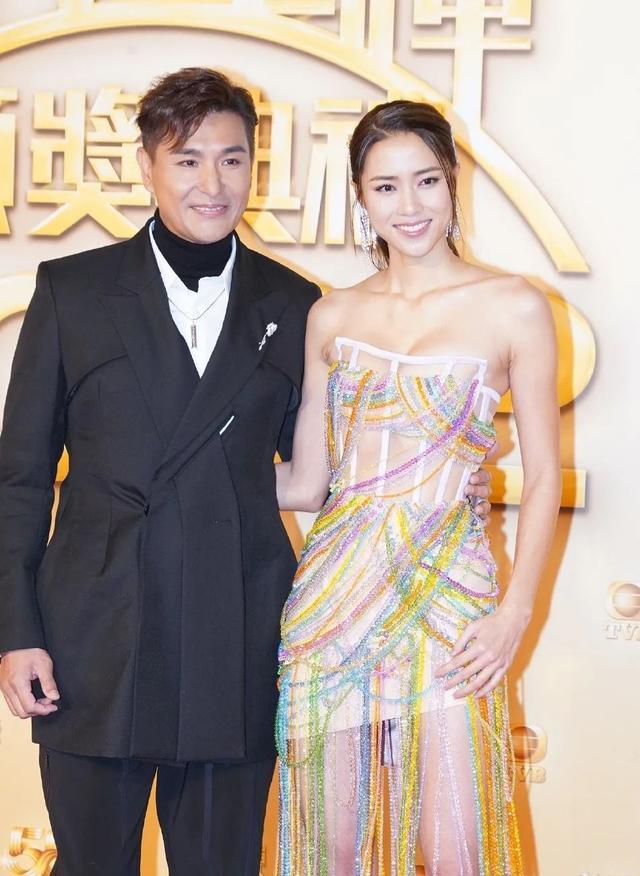 胡定欣|胡定欣陈滢姚子羚刘颖镟红毯争艳!哪位美女最性感撩人?