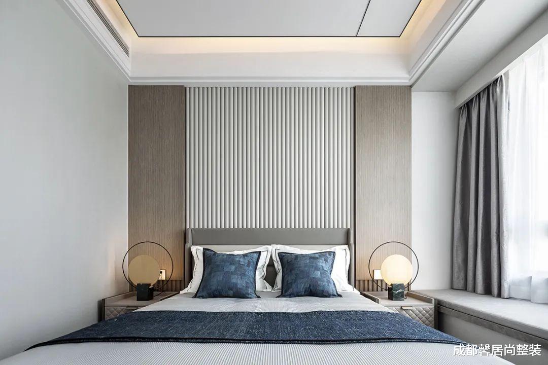 大平层中的天花板,重新定义“奢居”
