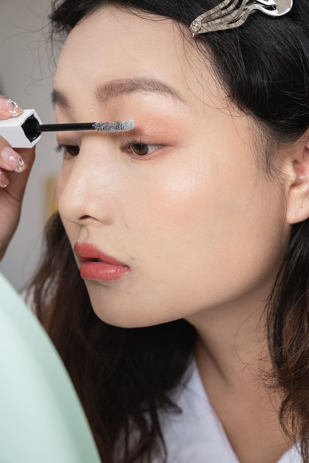 画了个超级「放大双眼」的妆,分享给你们~