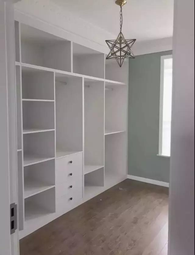 衣柜内部只要这样设计,你家至少能多放10件衣服,不服来战!