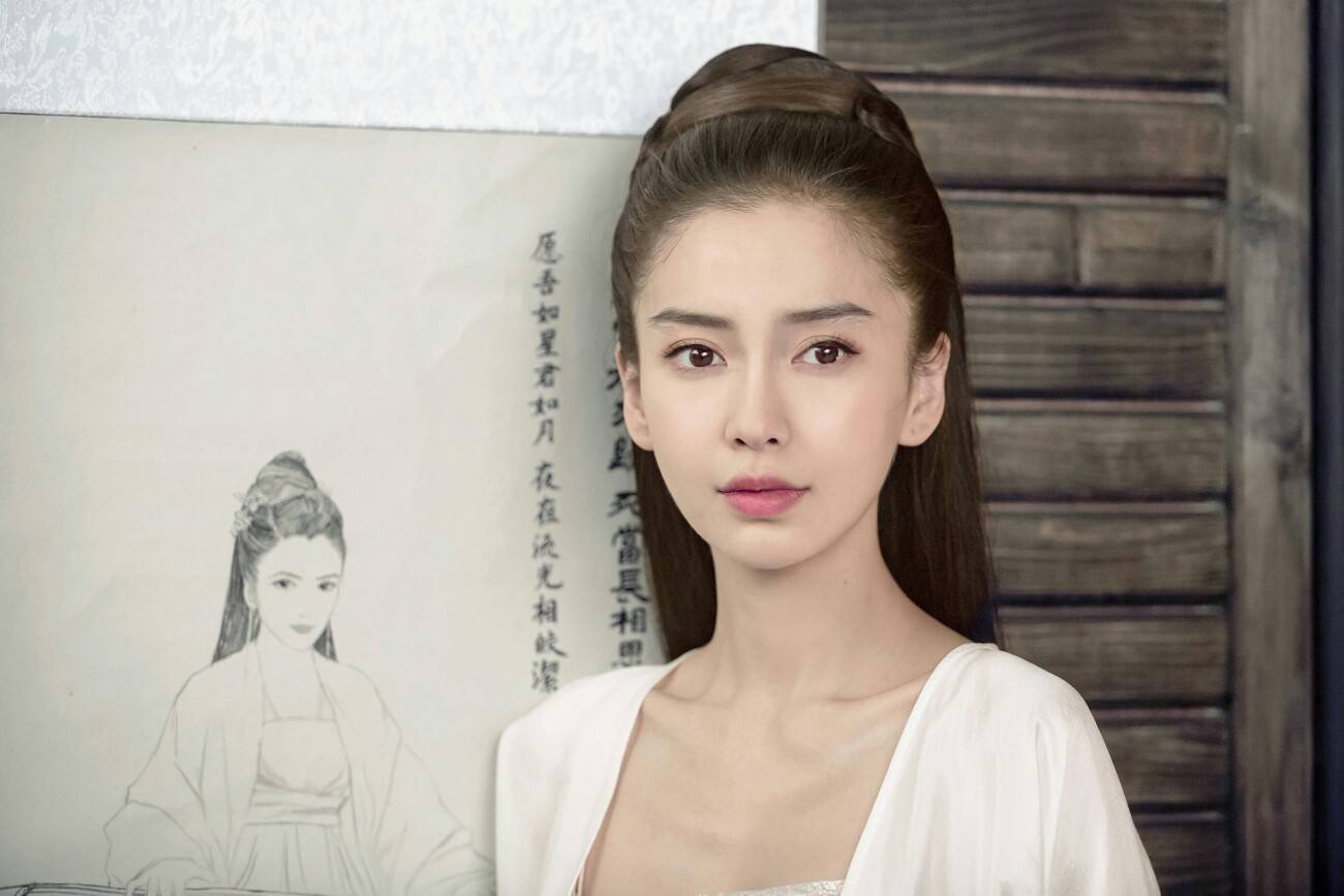 Angelababy|影视寒冬期艺人片酬下降,一线小花自降片酬,网友猜测此花是杨颖