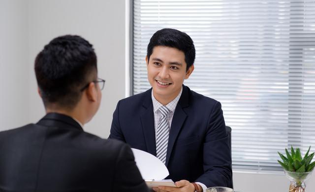 求职|面试官：一只螃蟹8条腿，100只呢？回答800条的，都被当场淘汰了