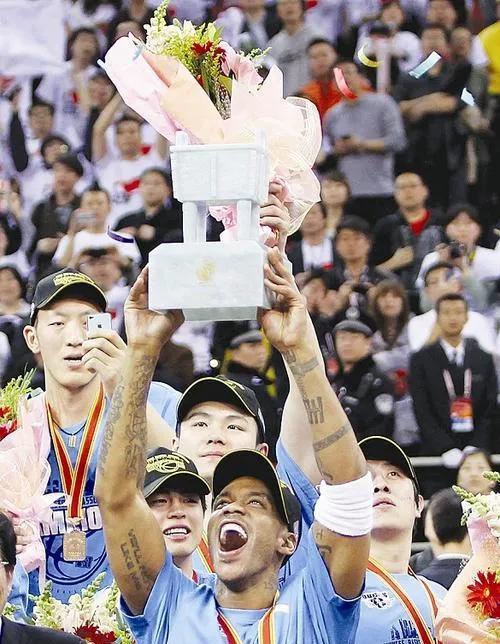 广东男篮|CBA最值得敬佩的5支球队！广东上榜，新疆意外入围，榜首实至名归