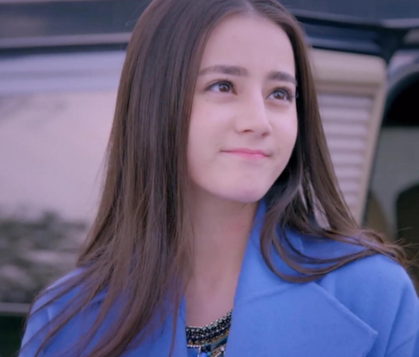 迪丽热巴|颜值与演技齐飞,连续7个热度冠军,4年无休,网友:未来可期