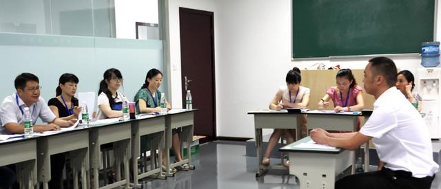 求职|22年乡镇公务员报考，增加有“三不限”职位，学历门槛降低