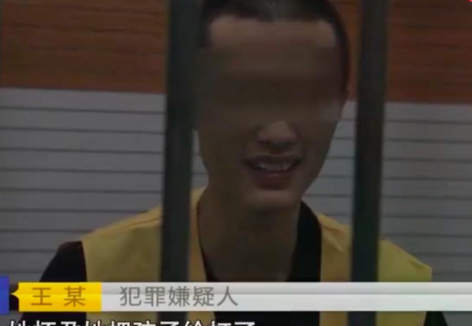 2018年女子晚上和前夫睡,白天和男友睡被杀,男友:她要50万彩礼