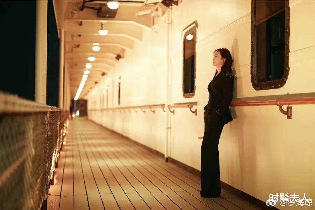 罗海琼|曾是演艺圈“灰姑娘”,37岁嫁百亿富豪,47岁手握半个娱乐圈,她凭什么