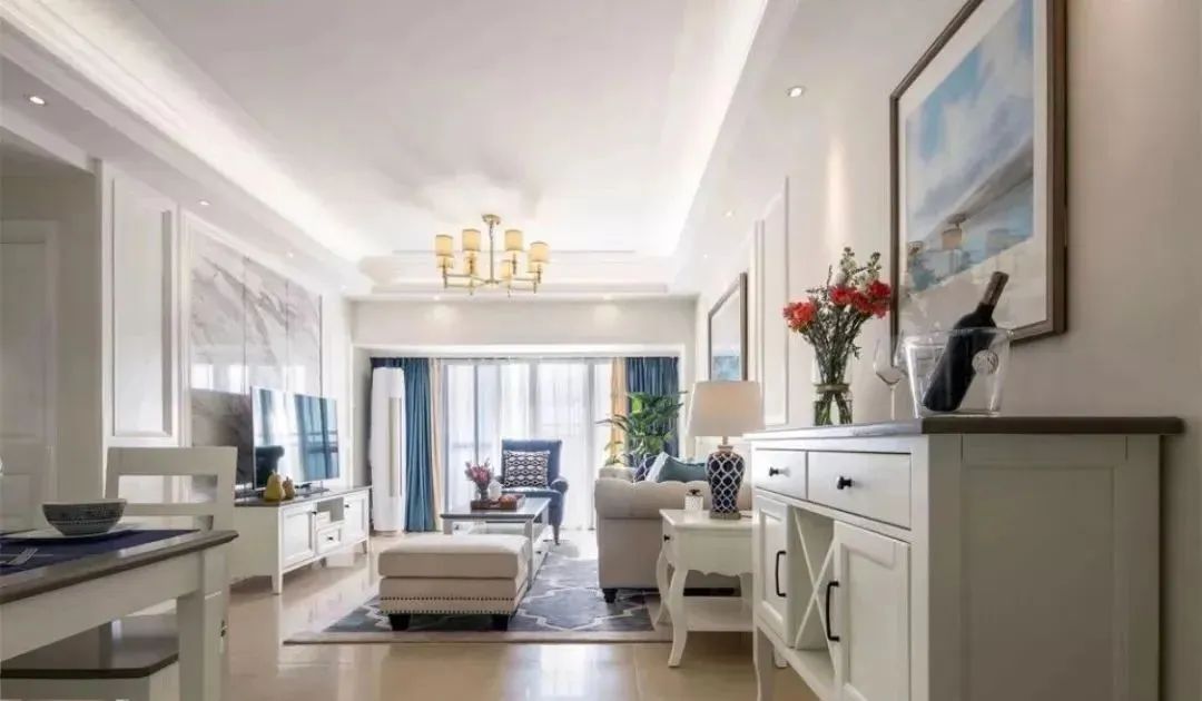 146平四居室,一进门就被玄关迷住了,客厅更是上档次,晒晒全屋