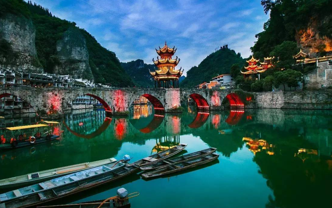 冰雪运动|贵州有个“零差评”景区，风景优美不输凤凰古城，关键是不要门票