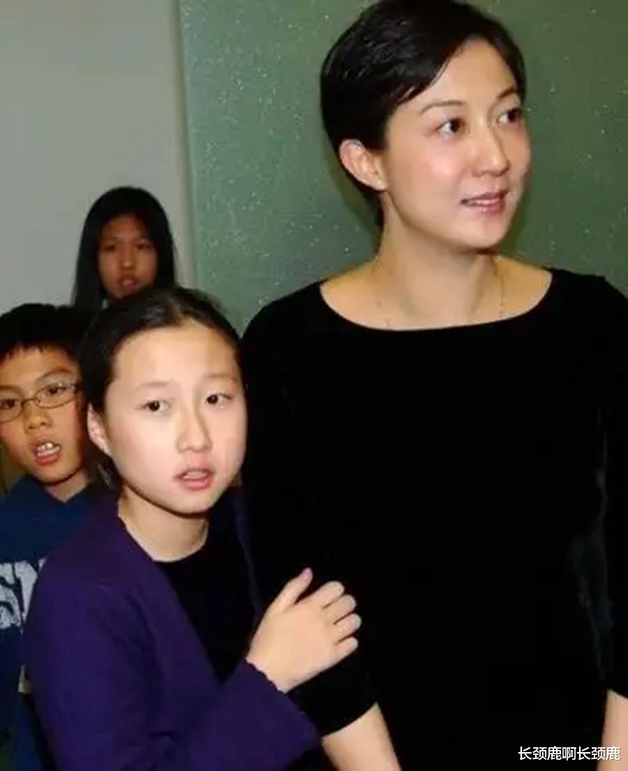 吴绮莉|看到女儿在异国街头领救济品,吴绮莉是否为年轻时的任性后悔过?