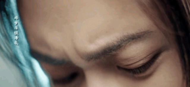 迪丽热巴|《驭鲛记》首播,热巴短发丑,嘉伦肌肉假,古偶剧难道真不行了?