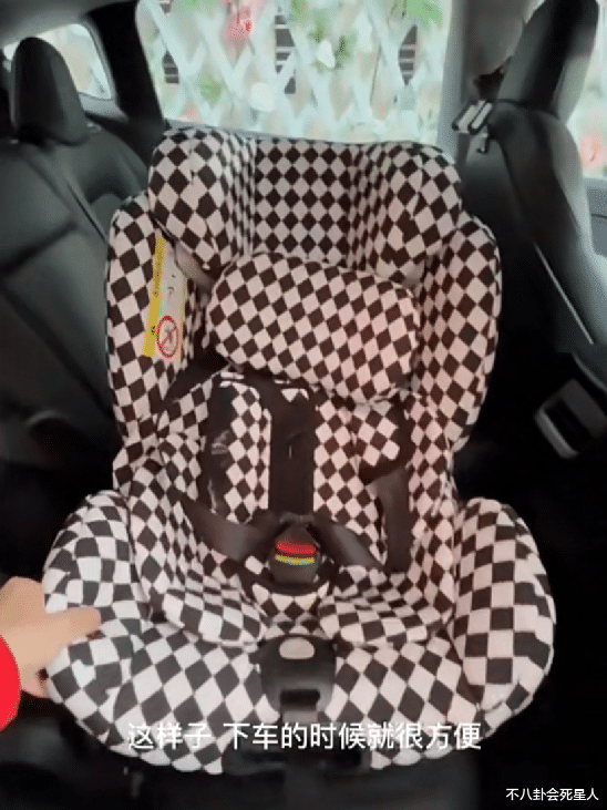 郭晶晶|郭晶晶终于“炫富”，在车库晒4千元座椅，住1.6亿豪宅