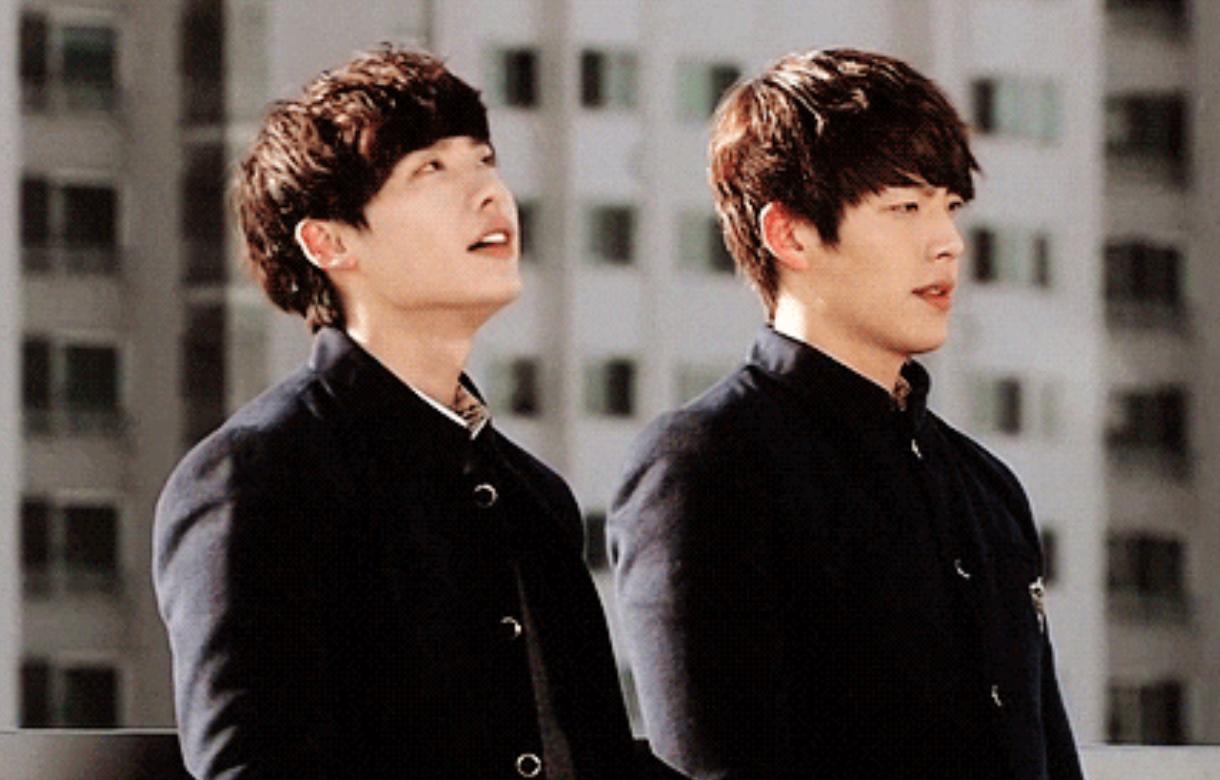 金宇彬|李钟硕金宇彬最新同框很养眼!兄弟二硕的笑太甜了,太有感染力了