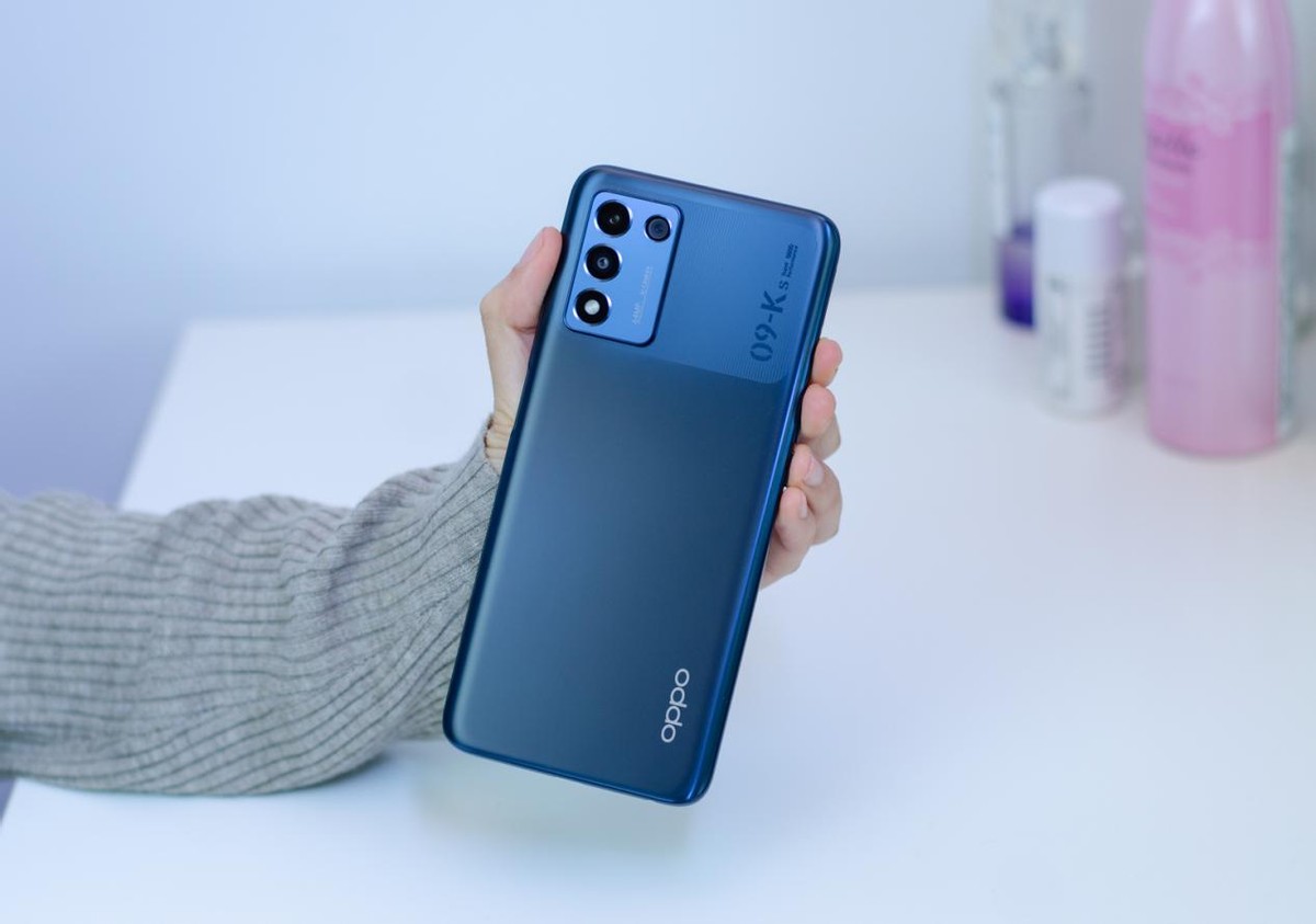 |适合送给父母的三款手机，超强续航+大屏幕，价格不贵用着放心